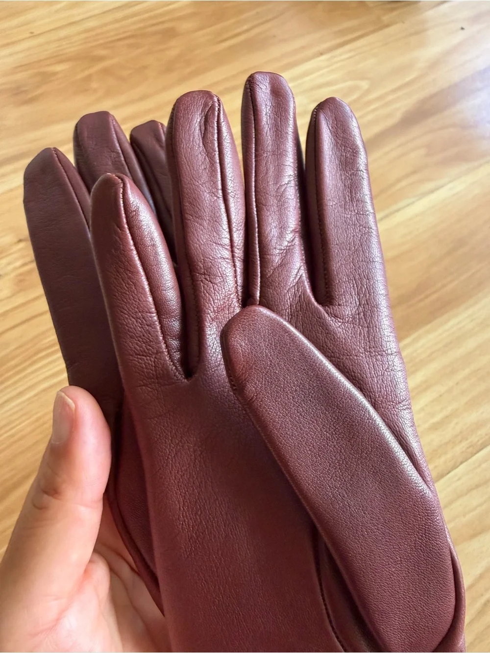 100% Cashmere Lined Leather Gloves NWT